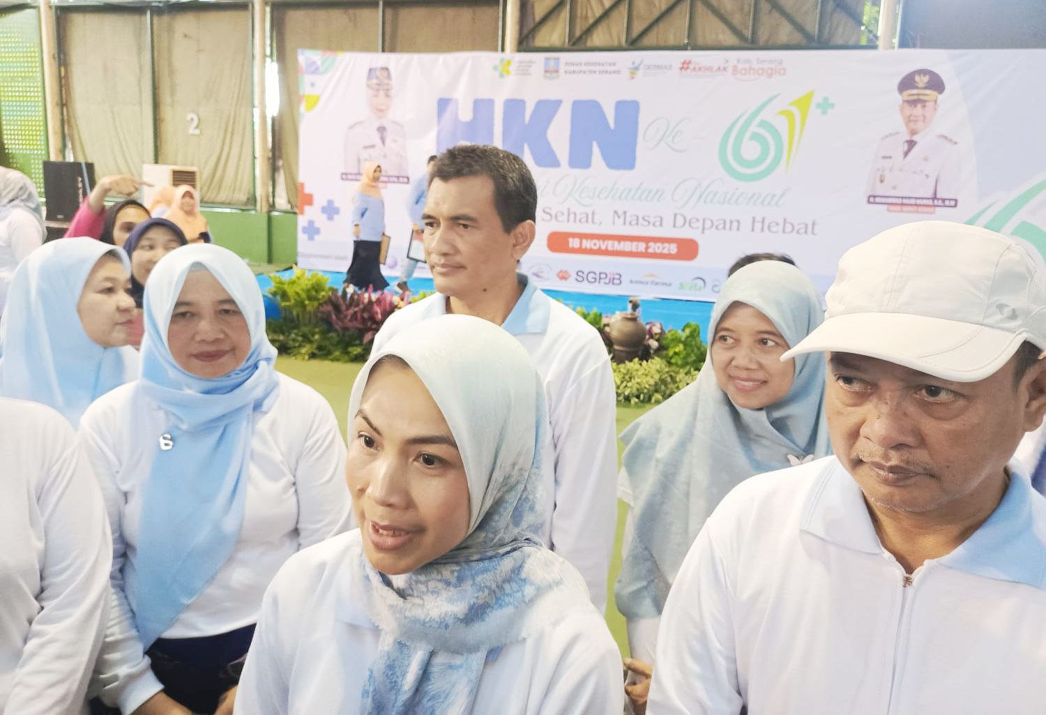 Wakil Bupati Serang Najib Hamas bersama Bupati Ratu Rachmatuzakiyah saat diwawancarai wartawan l Dok. Dwi MY-BNC