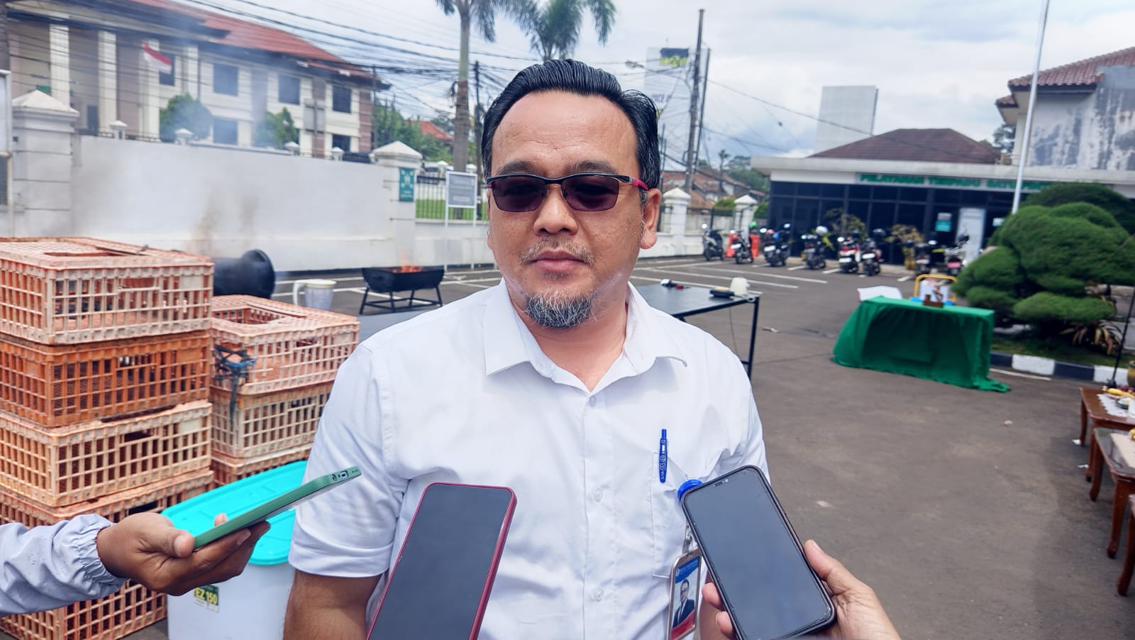 Manager Pengelolaan Umum Rupiah BI Banten, Arman Johansyah, saat di wawancarai wartawan pada Rabu, 26 November 2025. | Doc.difeni - BNC