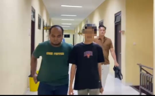 Pria berinisial SB (17), warga Desa Teras Bendung, Kecamatan Lebakwangi, Kabupaten Serang, diamankan unit PPA Satreskrim Polres Serang atas kasus dugaan kekerasan dan pelecehan seksual l Dok. Istimewa