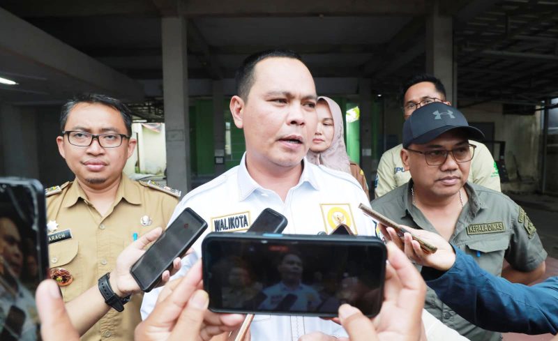 Walikota Serang, Budi Rustandi, saat diwawancarai awak media I Dok. Roy-BNC