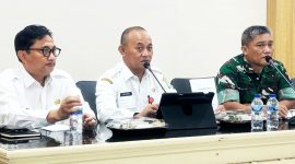 Wakil Ketua Satgas MBG Kota Serang sekaligus Asda II Kota Serang, Yudi Suryadi (tengah) I Dok. Roy-BNC