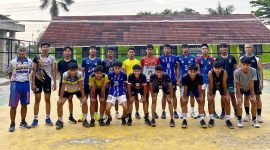 Para atlet bola voli yang tergabung dalam PBVSI Kota Serang saat hendak latihan I Dok. Roy-BNC
