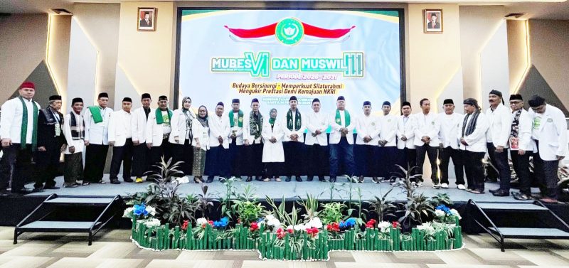 Wahyu Nurjamil saat foto bersama usai acara Mubes VI Kesti TTKKDH I Dok. Istimewa