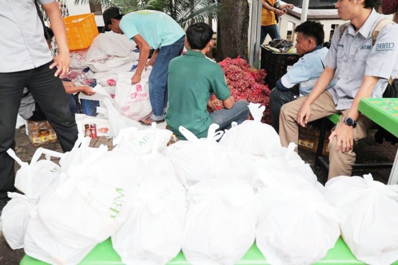 Penampakan paket sembako murah bersubsidi di halaman Kantor Kecamatan Cipocok Jaya, Kota Serang I Dok. Roy-BNC
