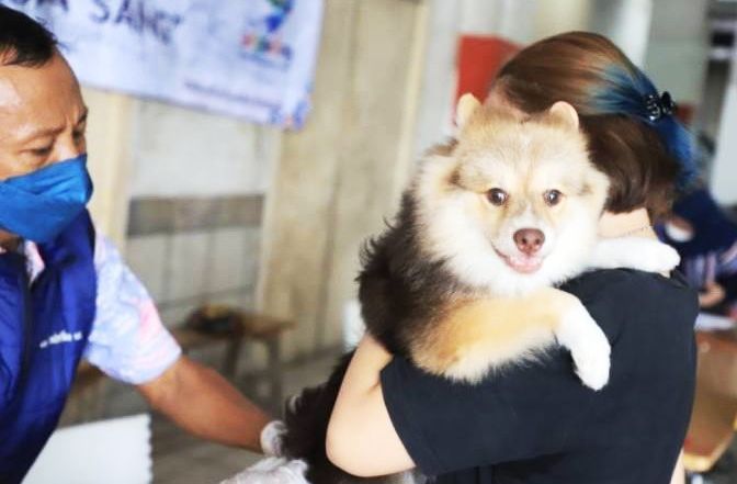 Warga berbahagia: anabul terlindungi, vaksinasi rabies gratis di HUT ke-33 Kota Tangerang l Dok. Istimewa
