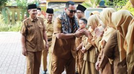 Walikota Serang Budi Rustandi saat halal bihalal di SMPN 6 Kota Serang I Dok. Istimewa