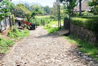 Kondisi jalan yang berada di kecamatan Mandalawangi, desa panjangjaya pada Senin, 30 Maret 2026 | Dok. Difeni - BNC