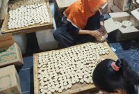 Suasana produksi kue satu di Cahaya Amah, Lingkungan Magelaran Cilik, Kelurahan Mesjid Priyayi, Kecamatan Kasemen, Kota Serang I Dok. Roy-BNC