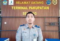 Petugas Sarana Prasarana Satpel Terminal Pakupatan Serang, Aditiya Bayu I Dok. Roy-BNC