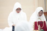 Bupati Pandeglang, Dewi Setiani saat ia menghadiri istighotsah memperingati Hari Jadi Kabupaten Pandeglang ke-152 di Pendopo Pandeglang, Kamis, 2 April 2026 malam. | Dok. Difeni - BNC