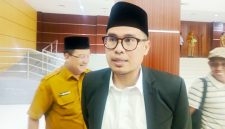 Wakil Walikota Tangsel Pilar Saga Ichsan saat diwawancarai di gedung DPRD Kota Tangsel l Dok. Dwi MY-BNC