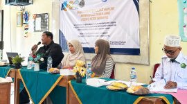 Salah satu dosen Fakultas Hukum Unpam Serang saat memaparkan materi kepada siswa MA Darul Irfan Kota Serang, dalam rangka pengabdian kepada masyarakat I Dok. Roy-BNC