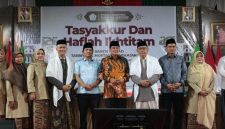 Bupati Tangerang Mochamad Maesyal Rasyid saat menghadiri acara Tasyakkur dan Ikhtitam Angkatan XXXIII Santri Kelas VI Ma'had Tarbiyatul Mubtadiin Pasirnangka, Kecamatan Tigaraksa l Dok. Istimewa