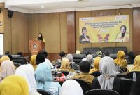 Anggota DPR RI Komisi X dari Fraksi Partai Golkar Adde Rosi Khoerunnisa saat membuka sosialisasi SIBI yang diselenggarakan oleh Kemendikdasmen di Aula PKK Kabupaten Lebak l Dok. Istimewa 