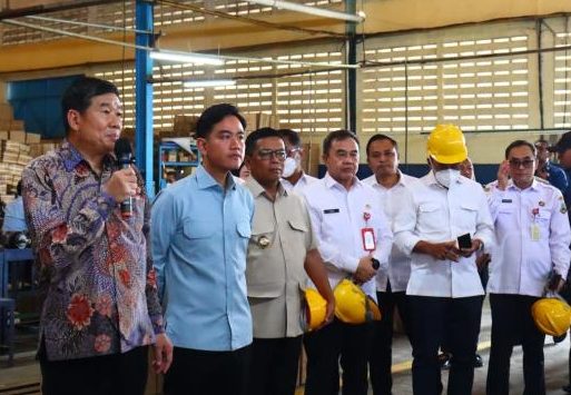 Kunjungan Wakil Presiden Gibran Rakabuming Raka ke PT. Terang Dunia Internusa Tbk (Pabrik UNITED E-Motor Plant 3) di Kecamatan Curug, Kabupaten Tangerang l Dok. Istimewa